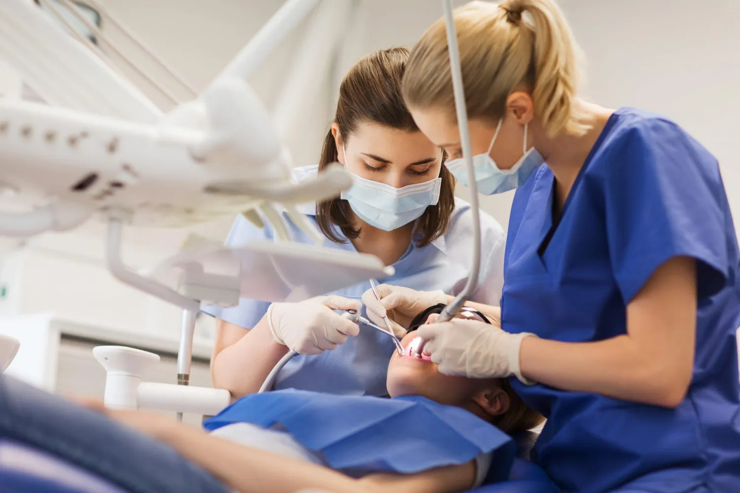 Dental assisting programs